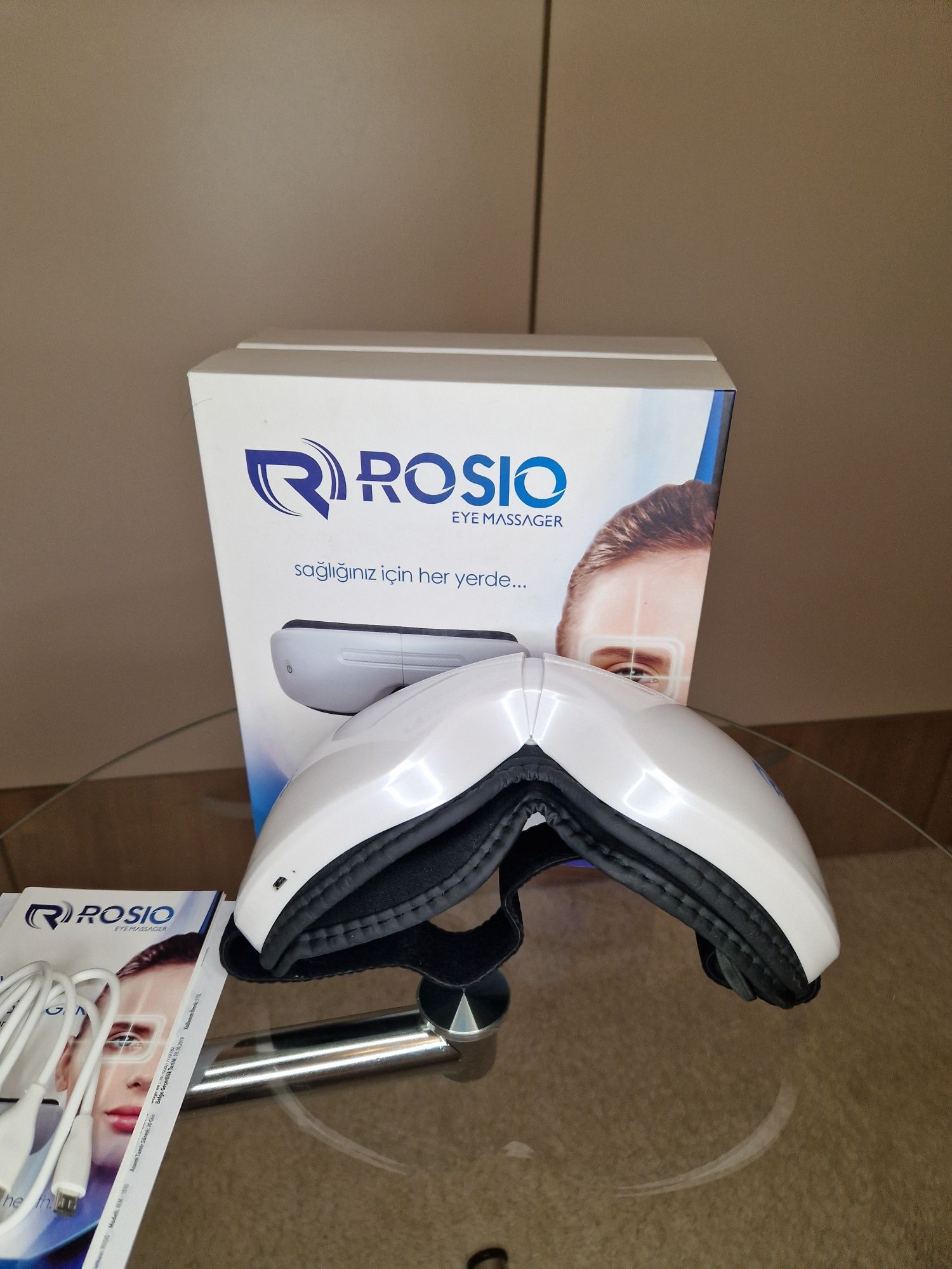 Aparat de masaj ocular cu compresie termica pentru ochi Rosio
