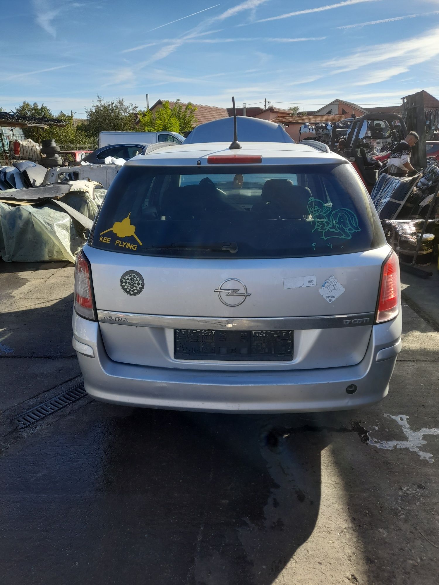 Bara spate Opel Astra H Combi/Break