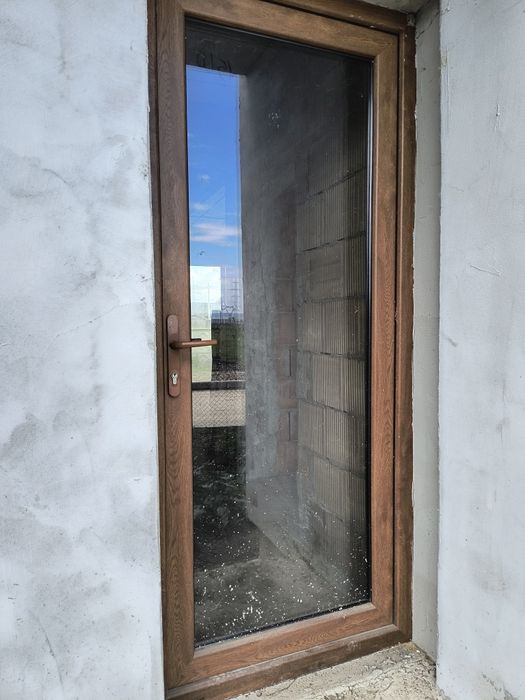 Ușă exterior terasă sau casă