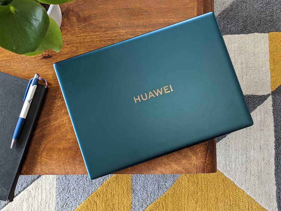 Laptop ultraportabil Huawei Matebook X Pro + BONUS