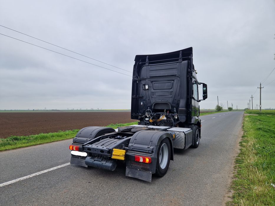 Mercedes Actros Mp4 18.42 E5 / 2012 / 589.451km