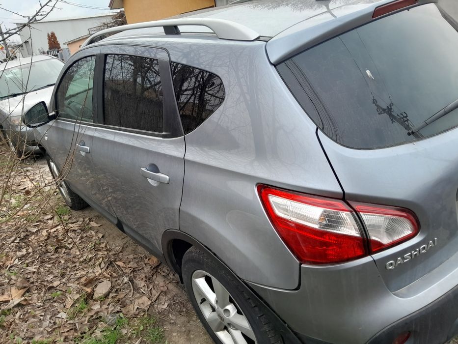 Dezmembrez NISSAN QASHQAI 15 D