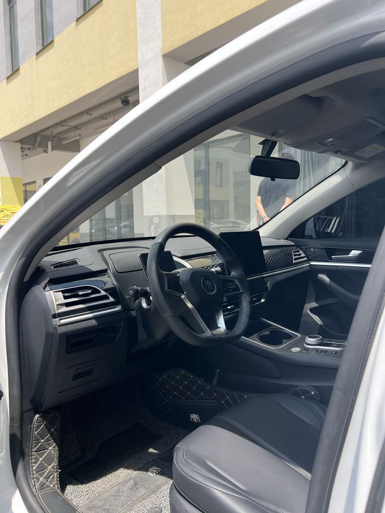 Byd qin plus elektr