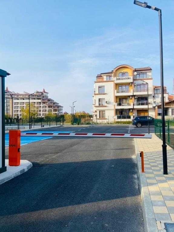 Продава се Двустаен апартамент в Обзор - 50 кв.м за 1358 €/кв.м - Снимка #15