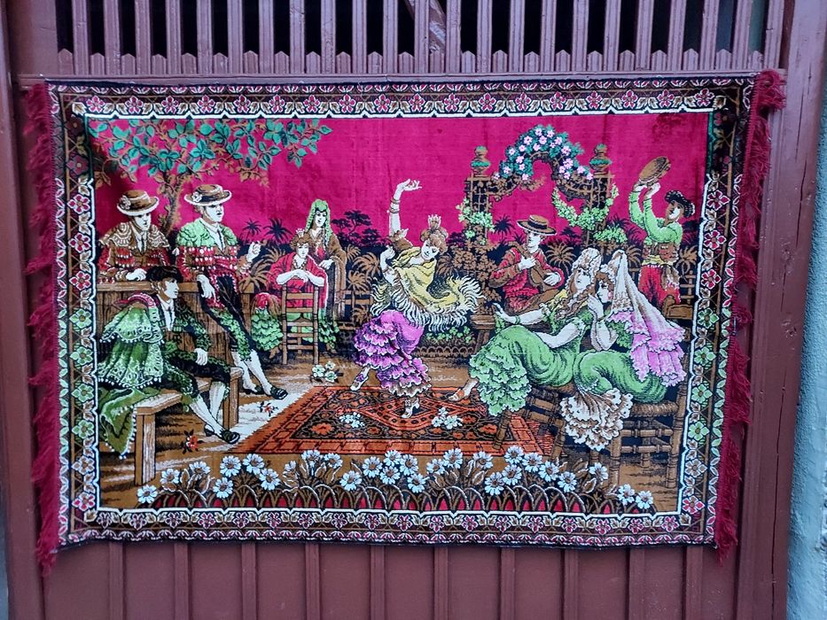 Carpete vechi in stare foarte buna