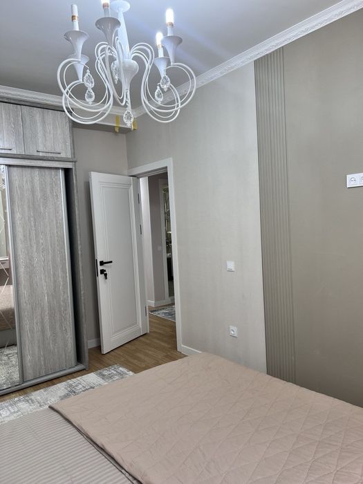 Ц-5 3 комнатная ор-р метро Абдулла Кадыри