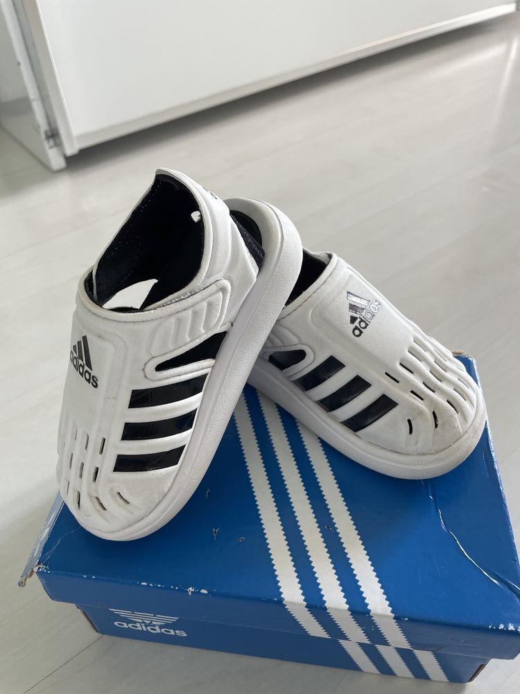 Детски сандали Adidas