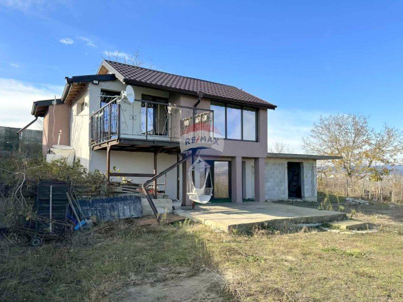 Къща в м-ст Панорама, село Звездица, Варна, ТЕ