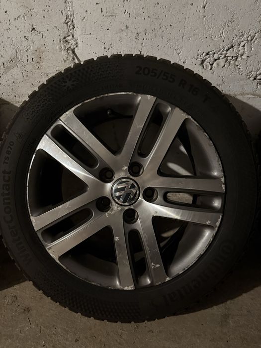 Jante 16 vw Volkswagen Golf Continental IARNA 225 55 16  DOT 2024