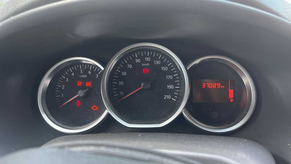Dacia Sandero Stepway 1.0 TCe/GPL Original, 2020, 37.000 km, Avariat