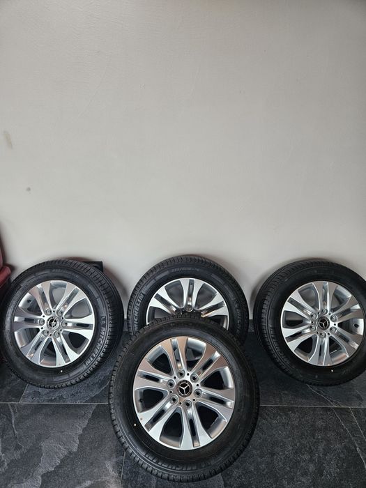 Jante Sprinter R17 noi + Cauciucuri Mechelin Vara noi