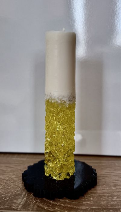 Кристални свещи и висококачествен восък