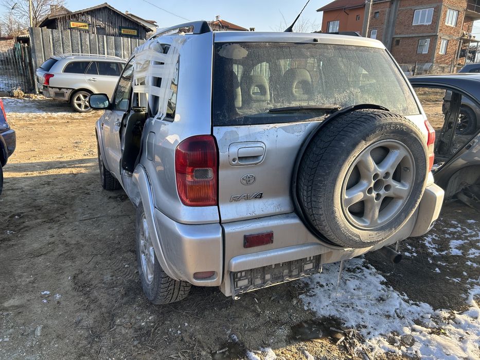 Тойота Рав4 2.0d4d 116 На Части