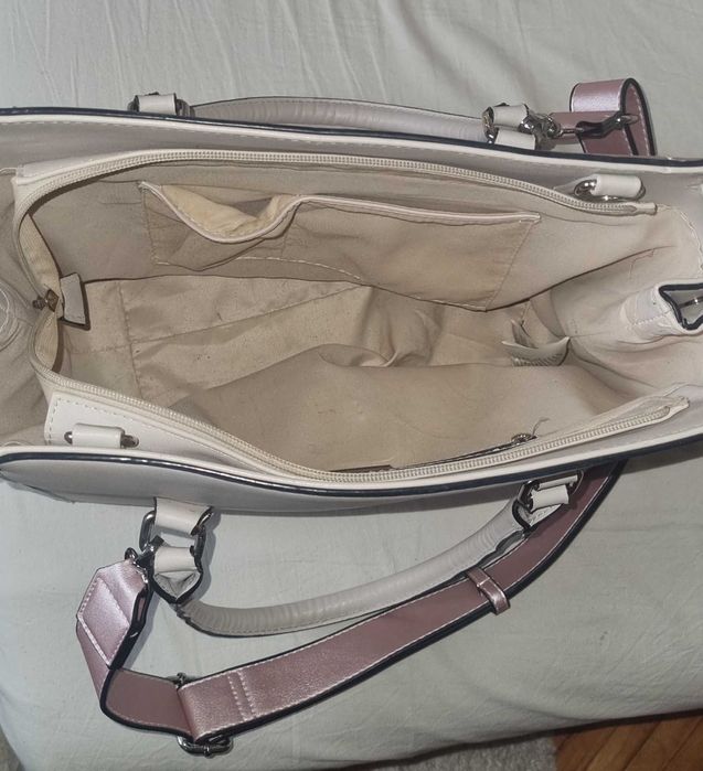 Geantă de damă diferite modele