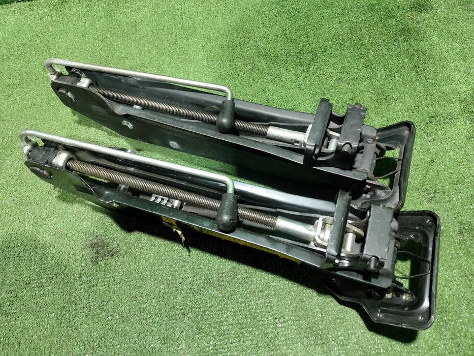 Продам Оригинальный домкрат на AUDI Q5 8R / Q7 кузов 4LB