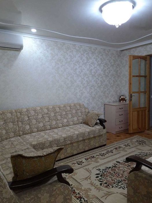 Своя 2х кв. с ремонтом и мебелью, 1/4 этаж, 76 серия. Ипотека