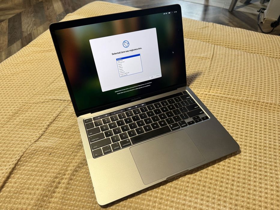 MacBook Pro 13" 2020 Touch Bar Intel i5 512 GB
