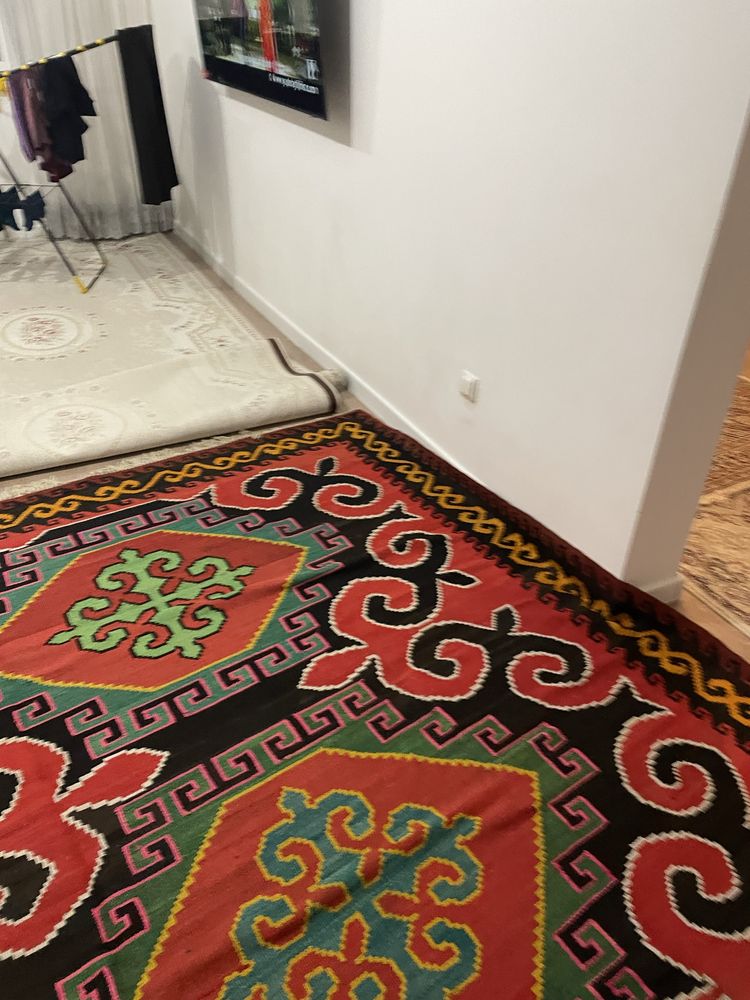 Ковер в отличные руки