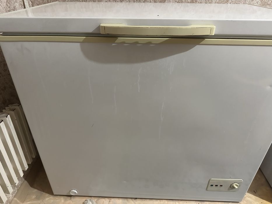 Не рабочий морозильник Media