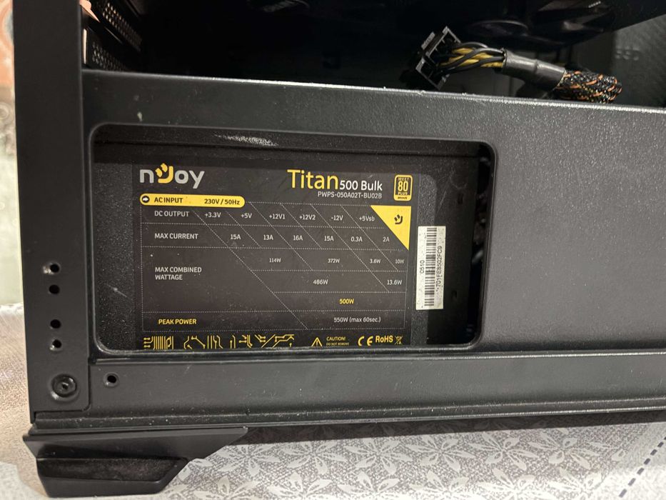 Vănd pc de geiming sau dezmebrez