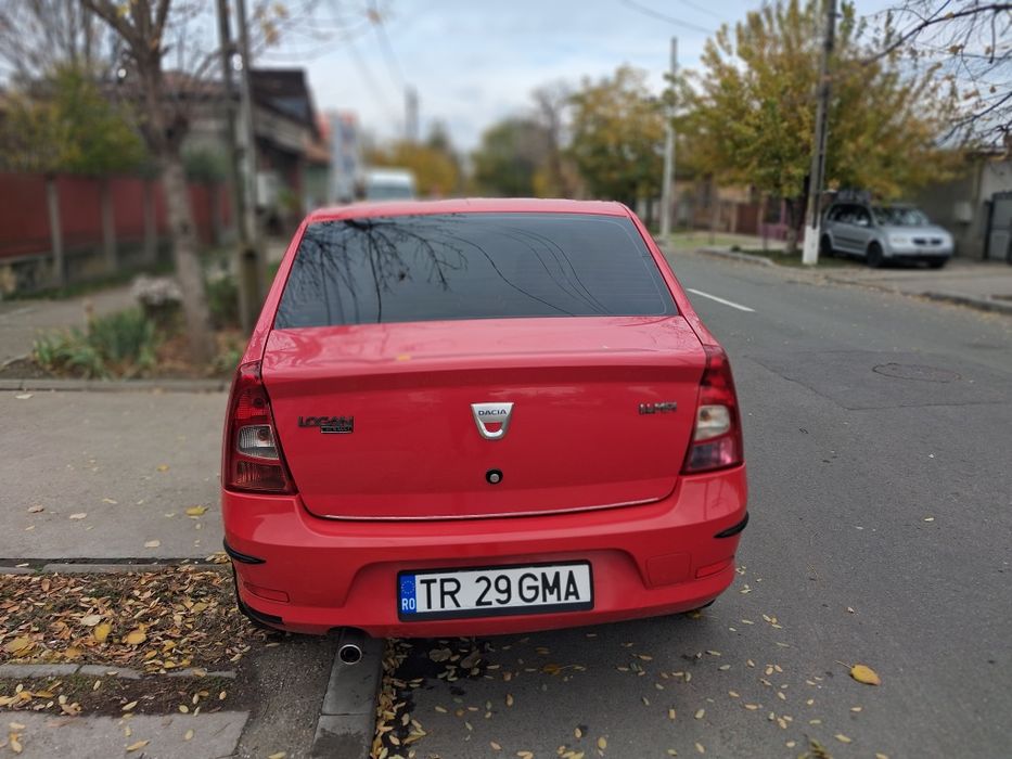 Se vinde Logan în stare perfecta.