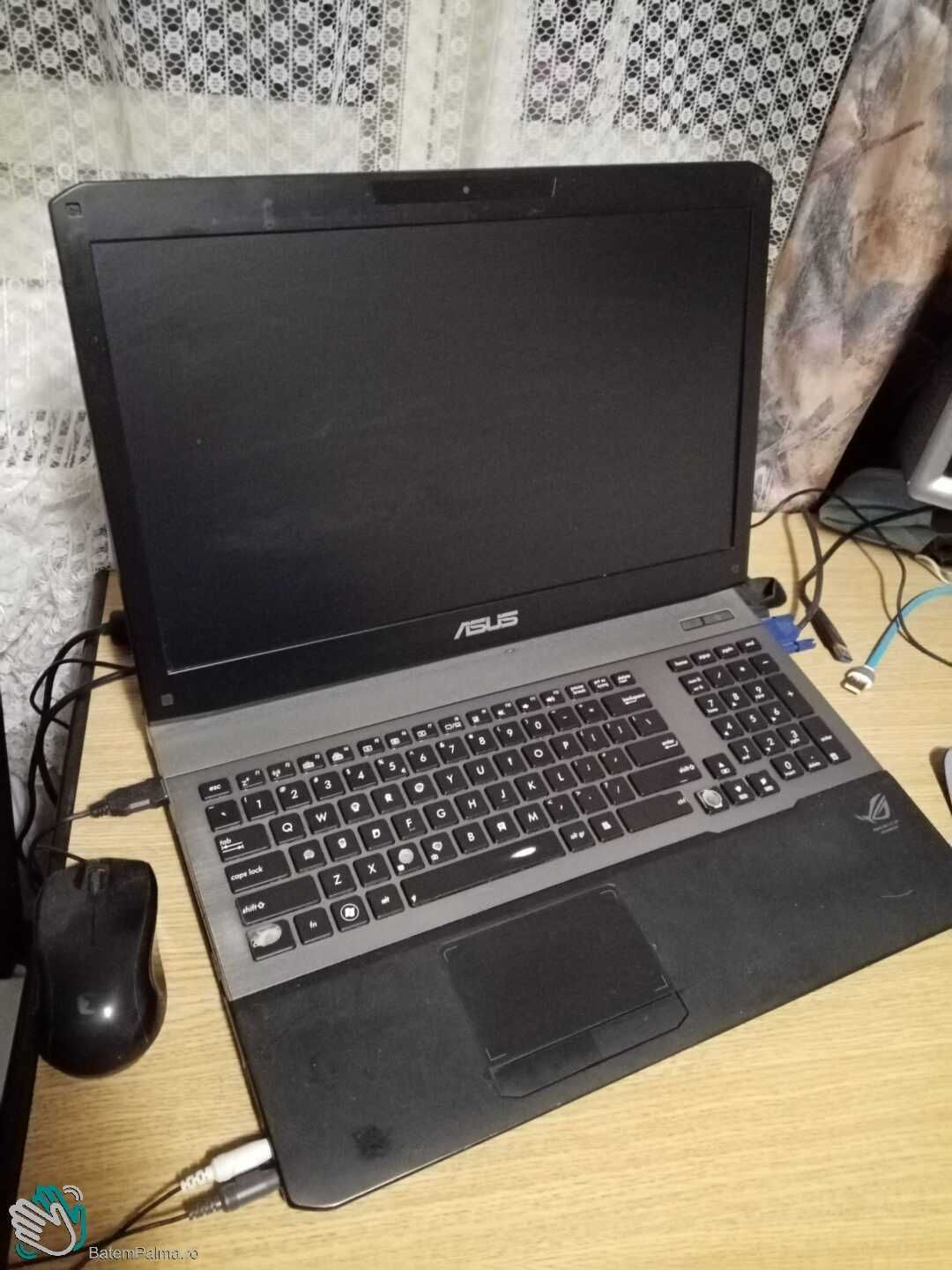 Laptop Asus G75VW T1012D cu procesor Intel Core i7 3610QM 2.30GHz