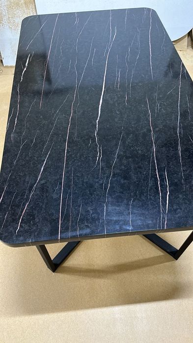 Столы есть в наличие