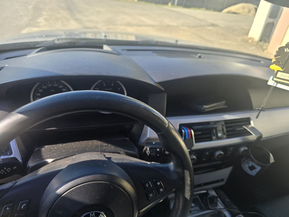 Vând bmw e60.  Seria5