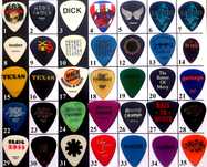 Перца За Китара (guitar Pick - Signature)Drums sticks (Signature)