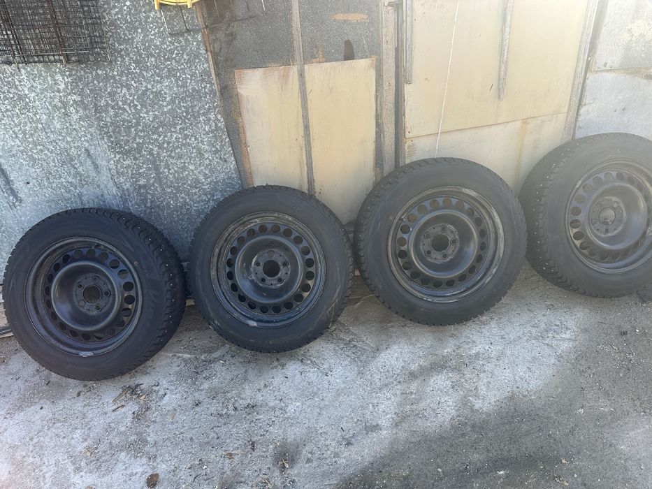 Продам зимнею резину