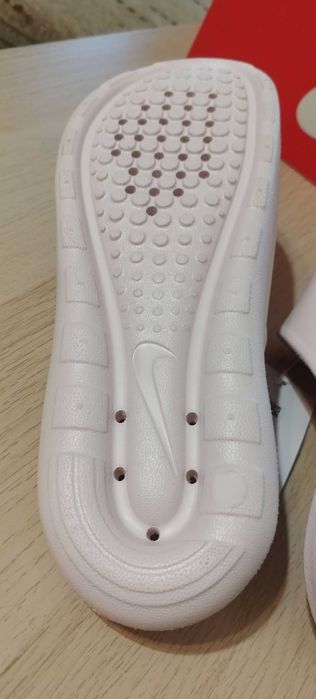 Дамски чехли за баня NIKE