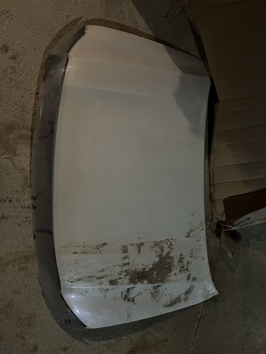 Капот от lc200 в хорошем состояниә