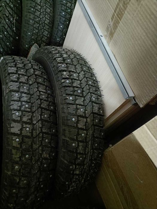 новые шины шипованые на Газель