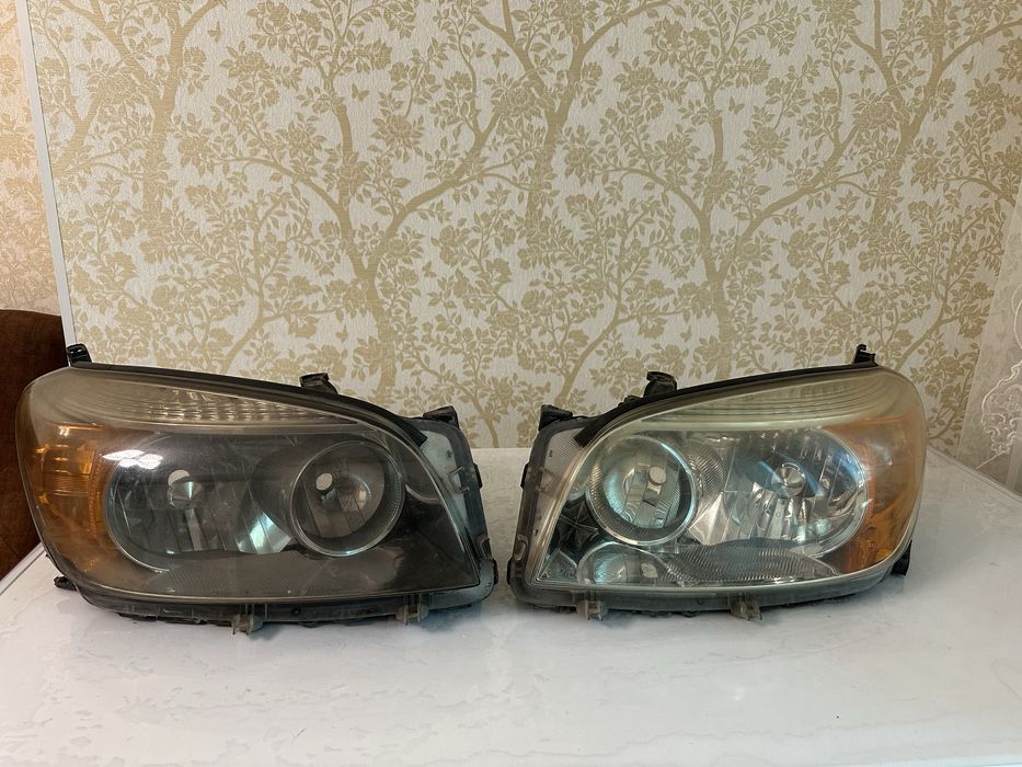 Продам фары на раф 4