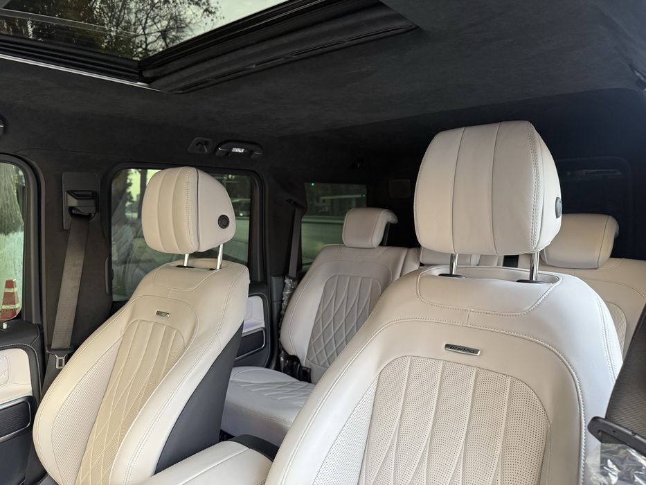 Mercedes Benz G 63 в хорошем комплектации