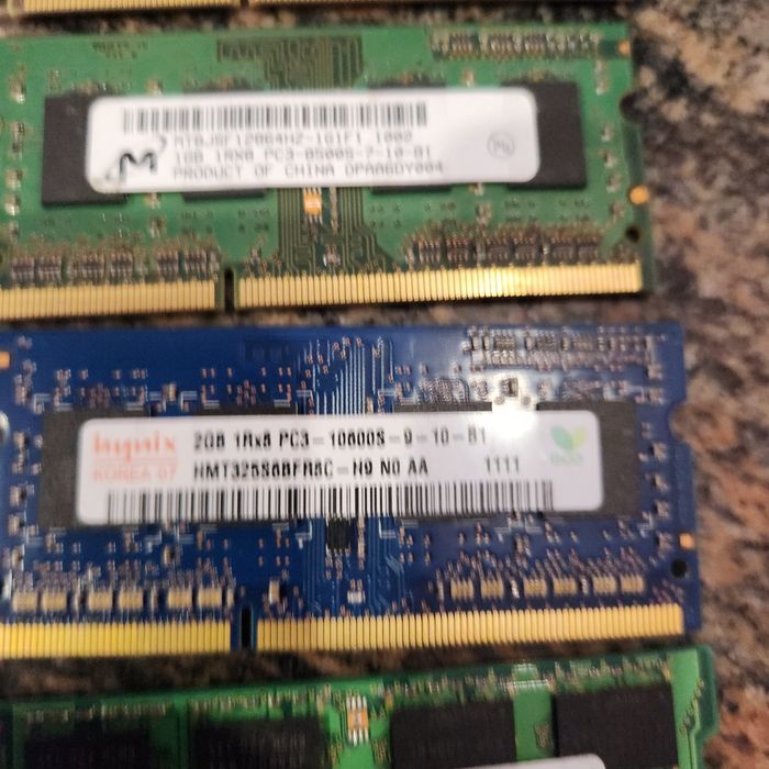 Plăcuțe rami laptop 5 bucăți diferite tipuri (de văzut în poze)