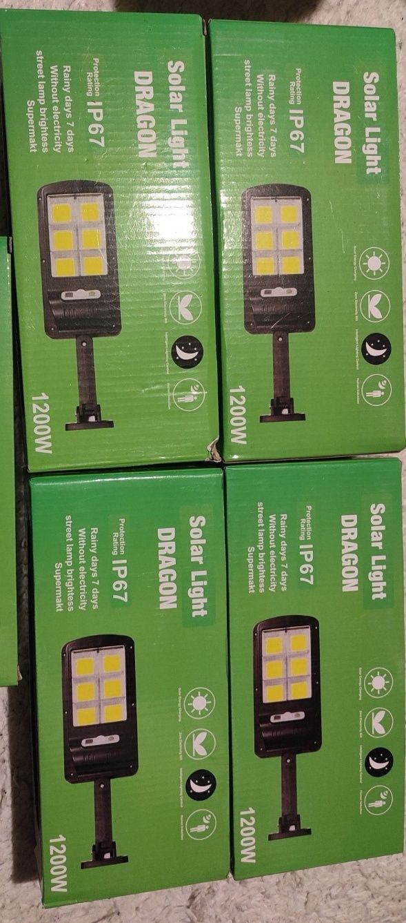 Лампа със соларно зарядно 1200w
