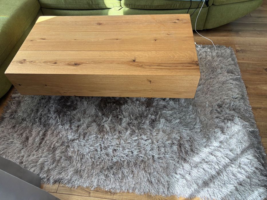 Холна маса, естествено дърво