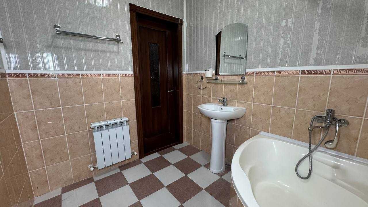 Маталка  2 хонали 2 қават ғиштли квартира сотилади.ID: 285648