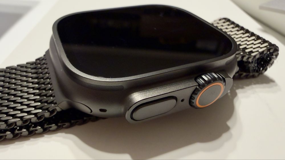 Apple Watch Ultra 2 Black Titanium