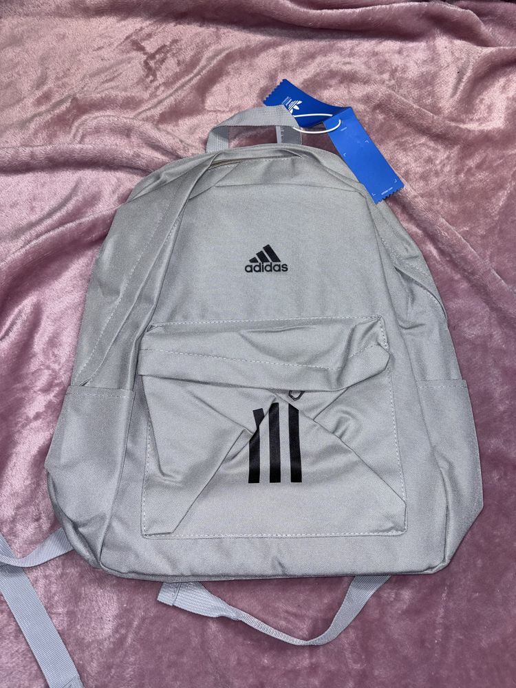 Ghiozdan rucsac Adidas Gri Bej Crem Negru eticheta