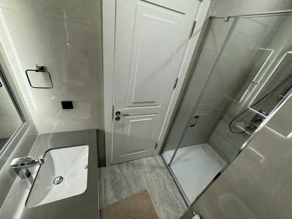 LUX Квартира на 44-этажэ В Nest One Можно и Под Офис!!!