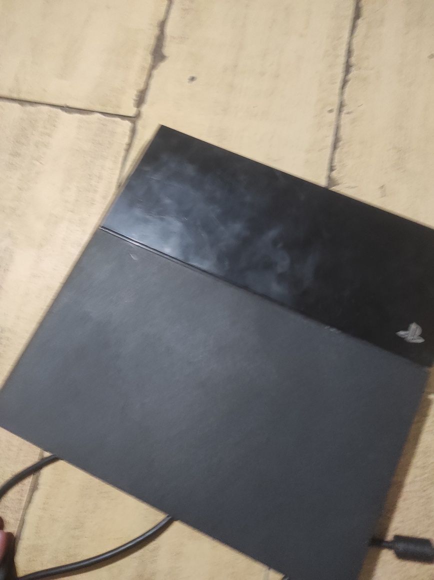 PS 4 in stare buna