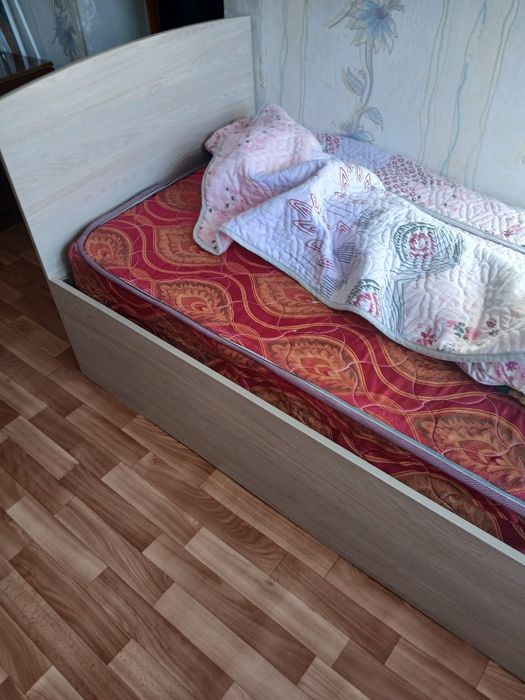 Односпальные  кровати