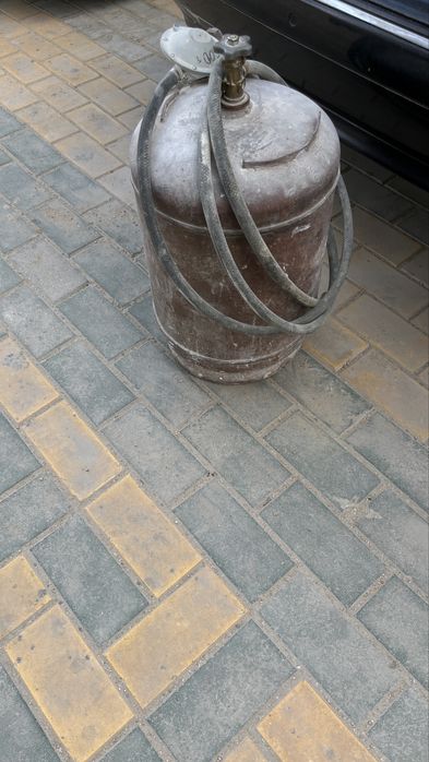 Газовый балон с переключателей