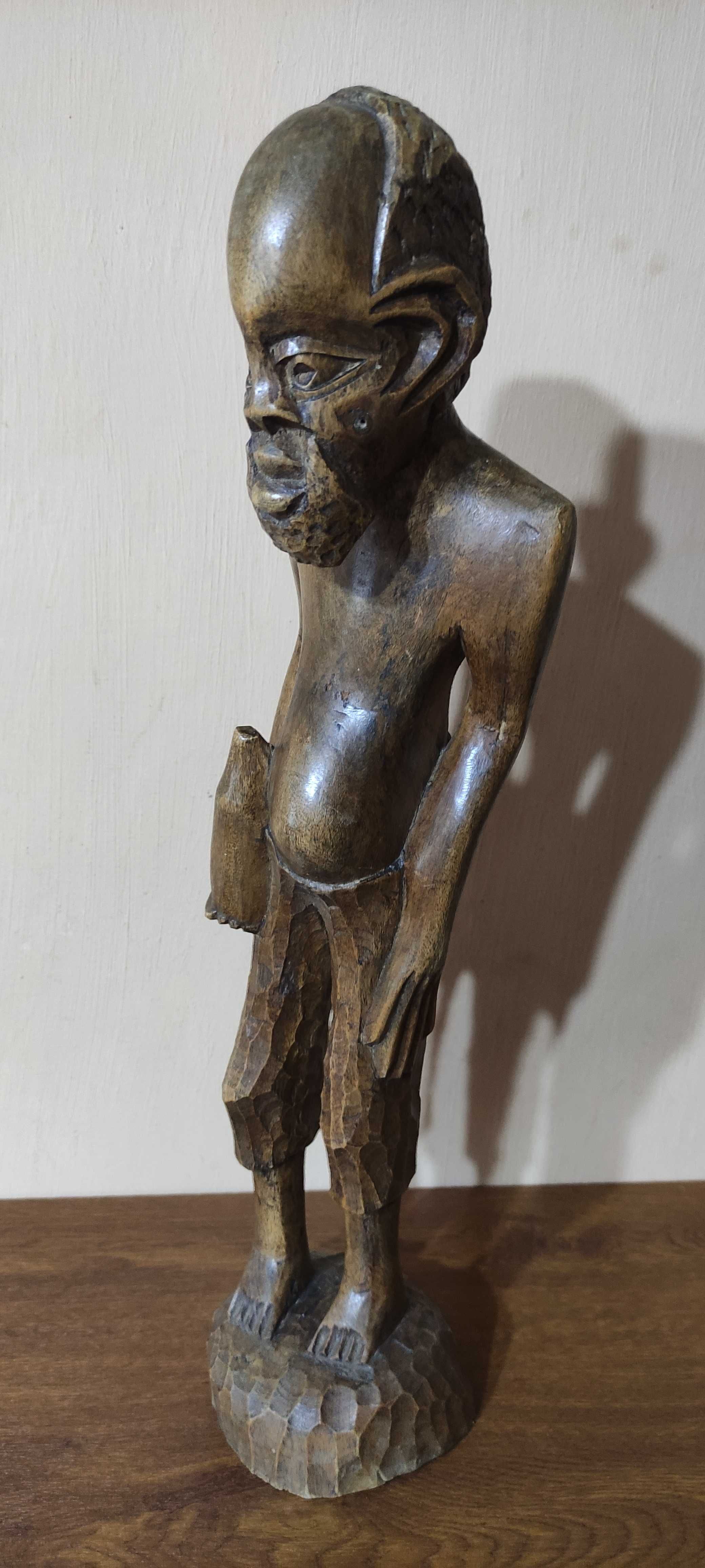 Statuetă bărbat african, 48 cm. înălțime