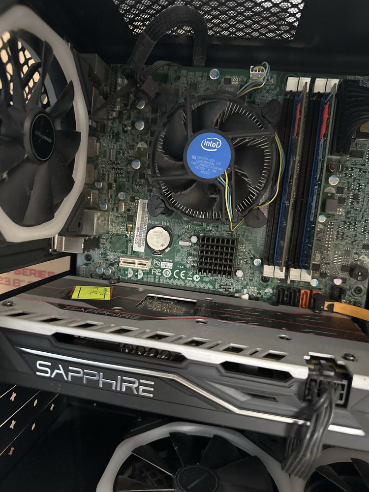 Pc gaming, mai multe detalii in poze