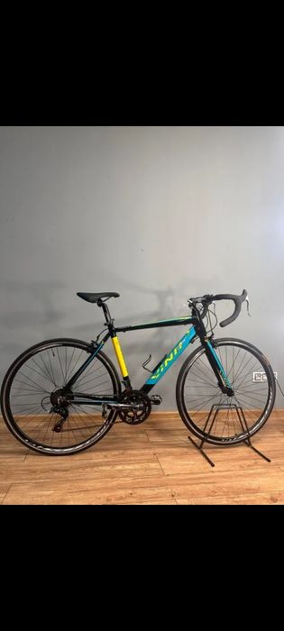 Шоссейный велосипед VINO Bike Race