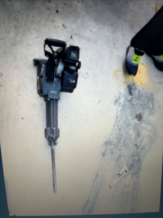 Бензинов къртач камго работи повече от перфектно внос от англия