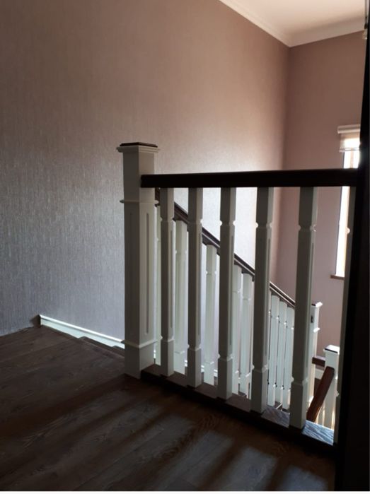 Лечтницы из массива дерево.